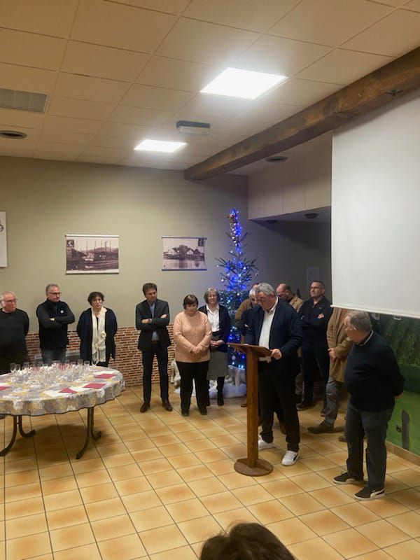 M. Sebillotte entouré de son conseil